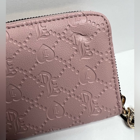 Juicy Couture Deboss Dusty Blush Semi Charmed Multicompartment Bifold Wallet - Picture 11 of 11